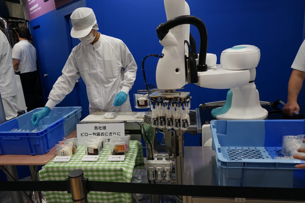 食品業界へ攻勢強めるロボットメーカー 一方で次の課題も ものづくりニュース By アペルザ